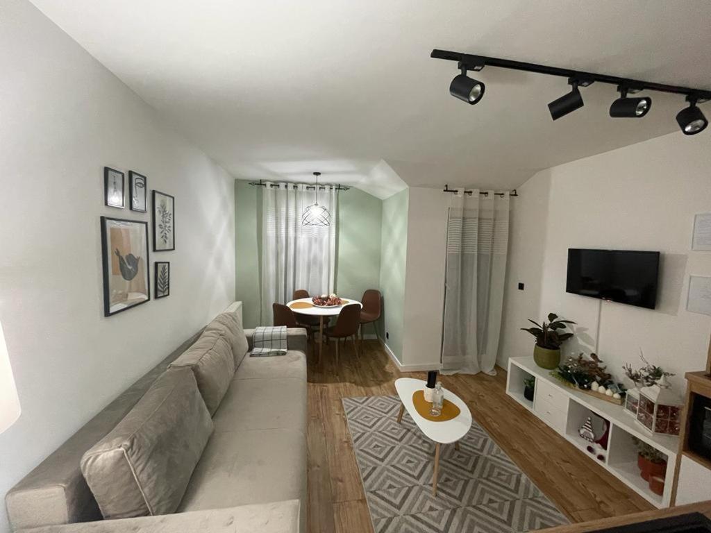 Apartman Element Крушевац Экстерьер фото